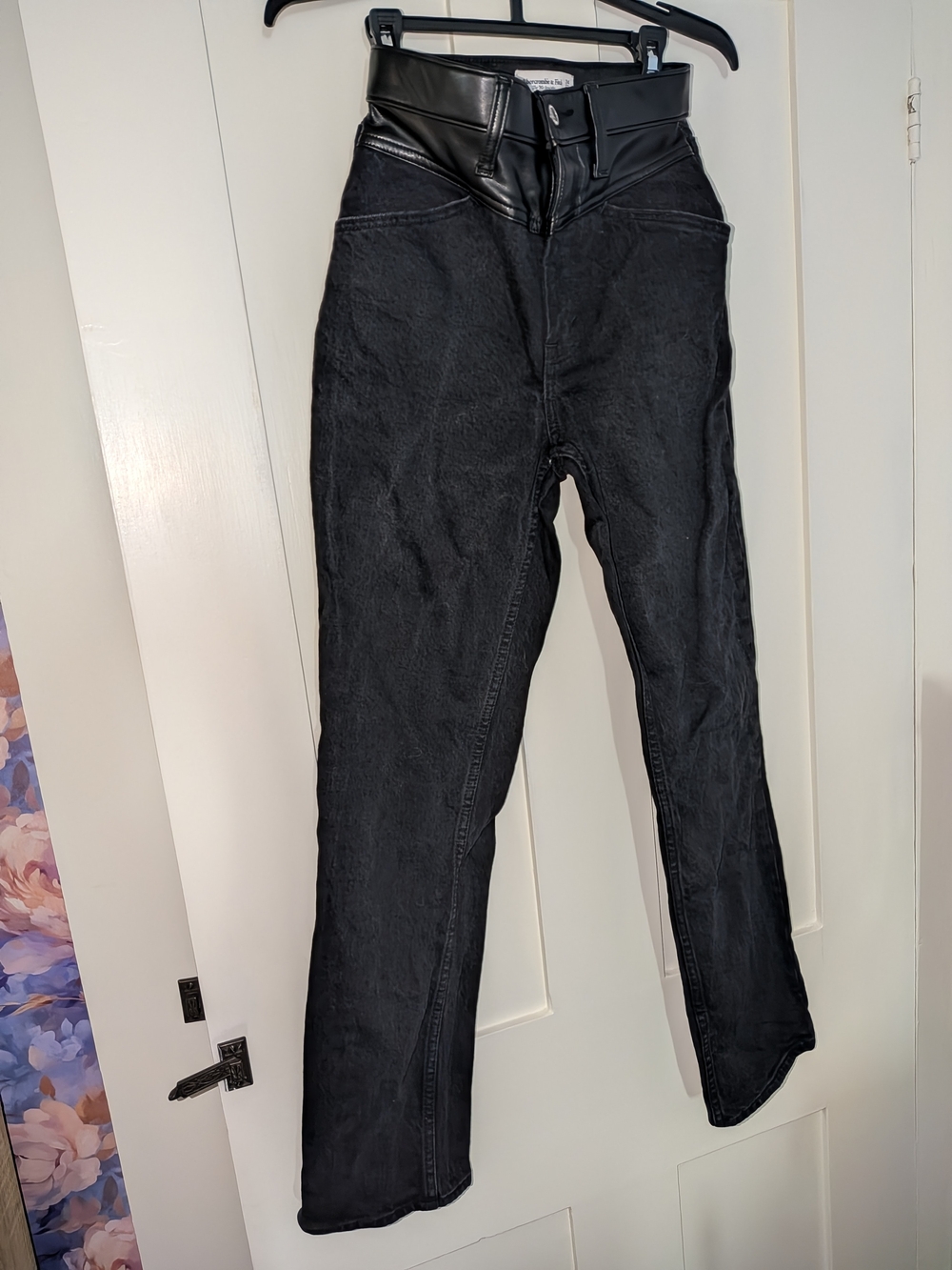 Women's High-Waist Black Jeans with Faux Leather Waistband